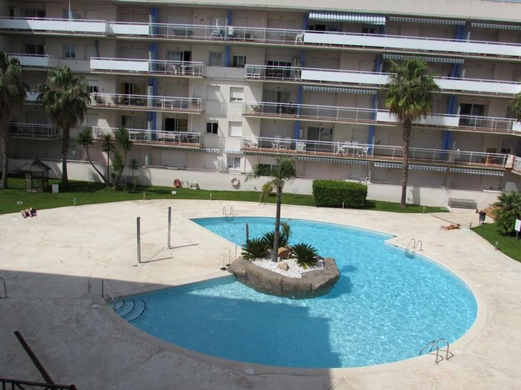 Port Canigo 344 Roses Rom bilde
